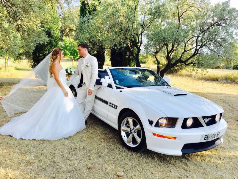 location mustang cabriolet blanche pour mariage 
